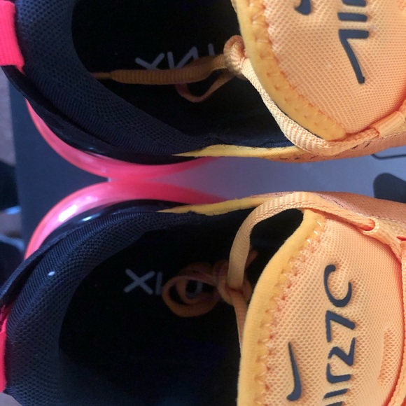 Nike Air Max 270 “Tiger” Size9 9.5/10 condition - Picture 9 of 9